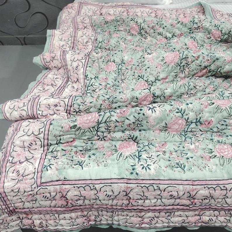 ตามที่แสดงในภาพ