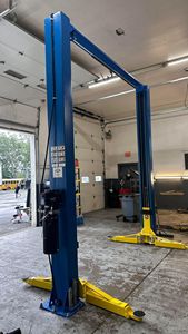 ลิฟท์ยกรถไฮดรอลิกแบบสองเสา สองกระบอกสูบ รับน้ำหนัก 4.0 ตัน สำหรับซ่อมบำรุงรถยนต์ - Product Image 6