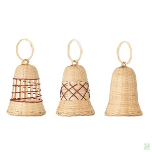 Ucuz fiyat hasır Bell Rattan noel ağacı asılı noel dekorasyon malzemeleri ev dekor için