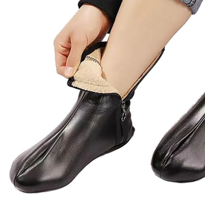 Calcetines de cuero de lujo para hombre, calzado de moda elegante, cálido y transpirable, calcetines de cuero auténtico Premium para hombre - Product Image 1