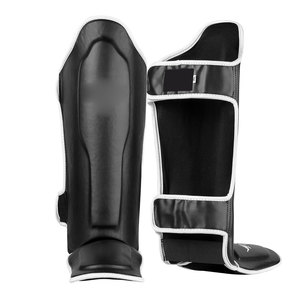 Espinilleras Urbanas de Cuero, Protección Profesional, Ligeras, Ajustables, Resistentes y Duraderas, Perfectas para Entrenamiento de Fútbol y Deportes - Product Image 1