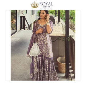 Colección de Ropa India de Diseñador de Primera Calidad, Hermoso Traje Sharara de Seda Chinnon con Bordado - Product Image 6