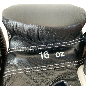 ถุงมือชกมวยสำหรับเล่นยิมสีดำทำจากหนังแท้ - Product Image 6