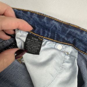 Shorts Vaqueros Desgastados para Mujer, Shorts Cortos con Cintura Elástica y Cinturón, Shorts de Mezclilla para Verano - Product Image 4