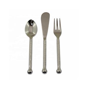 Ensemble de couverts décoratifs en acier inoxydable en laiton poli, 5 pièces avec poignée formelle pour le style américain moderne - Product Image 3