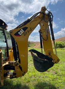 ขายรถแบคโฮหน้าตักหลังขุด CAT 420F พร้อม Cab ไฮดรอลิกไหลสูงและเครื่องยนต์ดีเซล - Product Image 3