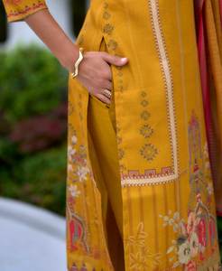 Conjunto de Kurta bordado geométrico de mezcla de seda con pantalón de seda Vaticana y Dupatta - Product Image 3