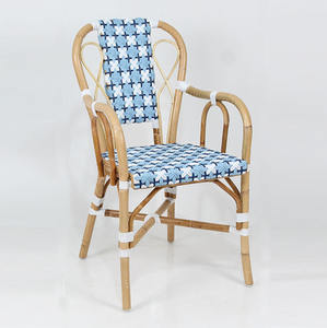 Fauteuil en teck d'extérieur bleu et blanc, chaise en bois tressé à la main, villa, parc, patio, café, complexe hôtelier, balcon, chambre, salon - Product Image 1