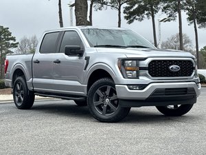 Ford F-150 XL 2023 d'occasion propre - Product Image 2