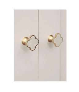 Perilla de Cajón de Latón con Forma de Flor Elegante, Herraje Decorativo para Muebles de Gabinete, Artístico, Moderno, Venta al por Mayor - Product Image 1