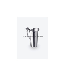 Pichet de service fantaisie en métal de qualité supérieure avec un design ergonomique élégant et une structure durable de haute qualité pour un usage quotidien - Product Image 2