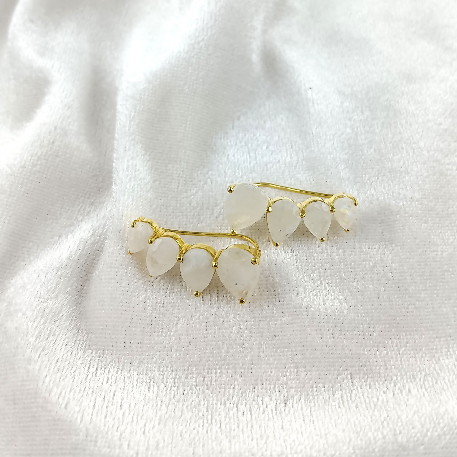 มูนสโตน