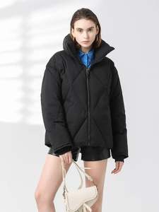 Chaqueta Acolchada de Cuero para Mujer, Personalizada, Colores Sólidos, Teñida, Ecológica, Transpirable, Resistente al Viento, Otoño Invierno 2023 - Product Image 4