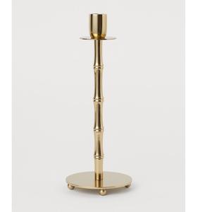 Bougeoir sculptural en or avec boucle abstraite empilée sur une base carrée Accent artistique pour décoration de luxe - Product Image 5