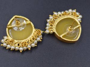 Pendientes de Moda de Latón con Piedras Colgantes, Chapados en Oro, Venta al por Mayor para Mujer - Product Image 5