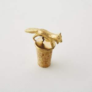 Antique Metal <b>Bottle</b> <b>Stopper</b> With Distinctive Shape Ideal For Rustic Themed Interiors And Heritage Home Decor - Product Image 5