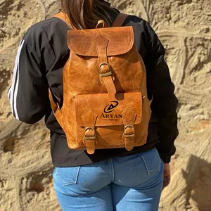 Sac à dos en cuir véritable, fait à la main, style vintage, sacs multi-usages, nouveau design, sac à dos de poche, vente en gros de produits en vrac - Product Image 1