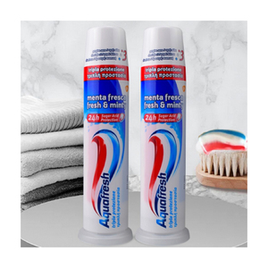 Dentifrice Aquafresh 100ml Triple Protection Haute Qualité Blanchissant à Base de Plantes Nettoyage en Profondeur Taille Régulière pour Adultes Usage Domestique - Product Image 1