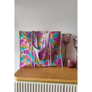 Sac fourre-tout réutilisable et durable de style bohème Lavender Mist avec doublure en coton recyclé pour une utilisation portable comme glacière de pique-nique - Product Image 1