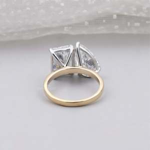 Anillo Radiante de Dos Tonos con Diamantes Cultivados en Laboratorio Toi Et Moi, Certificados por IGI - Product Image 4