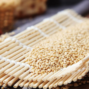 2024 vente en gros de graines de sésame crues naturelles graines de sésame décortiquées blanches pures emballage personnalisé prix raisonnable OEM de haute qualité - Product Image 5