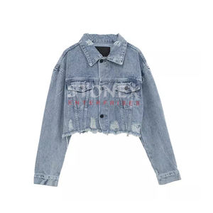 Chaqueta vaquera con cuello vuelto clásica informal recortada para mujer con logotipo personalizado, Chaqueta vaquera azul lavada con bolsillos abotonados para mujer - Product Image 1