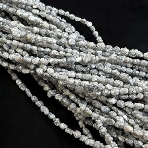 Cuentas de Diamante Gris Natural en Bruto, 4x3-6x4mm, Pepitas de Diamante Gris Sin Cortar, Cuentas Rectas para Perforar, para Fabricación de Joyas, Hilo de 16 Pulgadas - Product Image 3