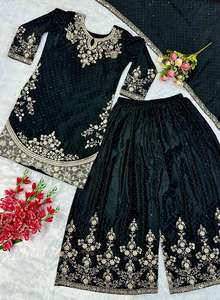 ชุดปาร์ตี้ผ้าไหมไชน็อนชุดปาเลสโซปักลายและโมติเสื้อใส่ทำงานหนักด้วย Palazzo & Moti และสี่ด้านลูกไม้ dupatta - Product Image 4