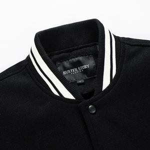 เสื้อแจ็คเก็ตเบสบอลวาร์ซิตี้ผู้ชายสำหรับฤดูหนาวพร้อมโลโก้แบบกำหนดเอง - กันน้ำและกันลม คุณภาพสูง มีตัวเลือกสีและขนาดตามสั่ง - Product Image 4