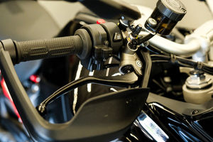 2025 Ducati Multistrada V4S Touring Travel Motocicleta Negro con Radar Emocionante Garantía de 5 años Grado de bricolaje - Product Image 6