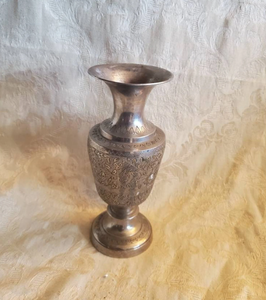 Vases à fleurs en aluminium argenté au design unique, décoration d'intérieur, idéal pour les fournitures commerciales, commandes en gros, vases décoratifs à la vente - Product Image 1