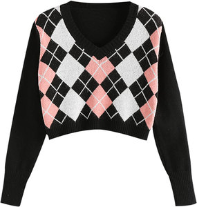 Pull en tricot jacquard à col en V à manches longues à carreaux argyle décontracté pour femmes avec logo sur le devant - Product Image 1