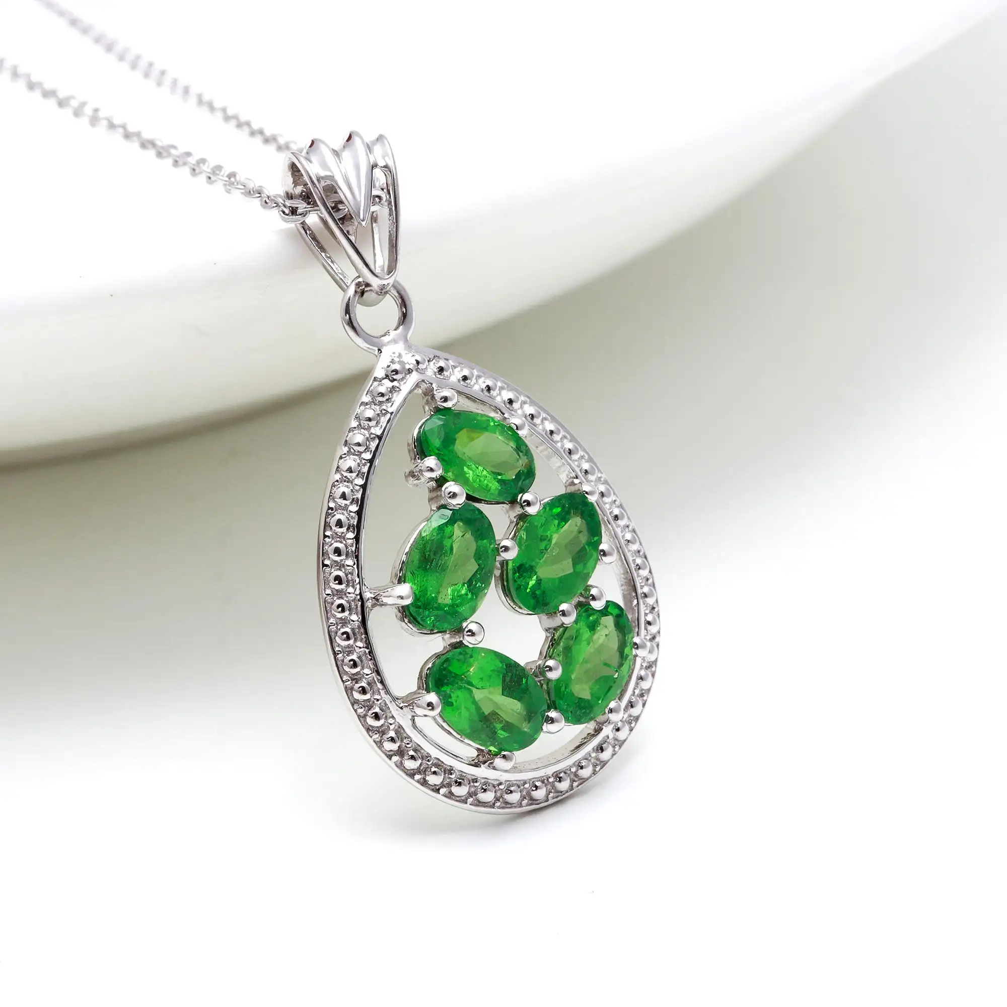 Ovale Form Tsavorit Halskette Multi Stone Sterling Silber Teardrop Halskette Fine Jewelry Statement Grüne Tsavorite Halskette