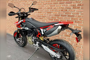 ยอดขายรถมอเตอร์ไซค์ Ducati Sportbike รุ่น Hypermotard 698 Mono - Product Image 5