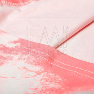 ชุดเสื้อยืดและกางเกงขาสั้นผ้าฝ้าย100% สำหรับผู้ชายทันสมัยสวมใส่สบายและทนทานสำหรับไลฟ์สไตล์ที่แอกทีฟพร้อมดีไซน์ที่ปรับแต่งได้ - Product Image 6