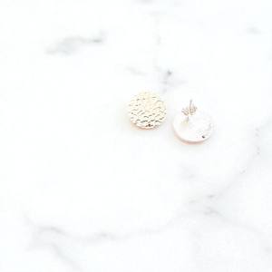 Pendientes de plata de ley con textura Post - Product Image 4