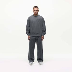 Sudadera gris lavada de alta calidad para hombres y mujeres Diseño cómodo y elegante para ropa informal - Product Image 1