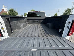 Used 2022 G-<b>M</b>-<b>C</b> Sie-rra 15-00 LHD US Origin - Product Image 6