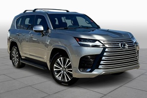 Vehículos Usados de Segunda Mano 2023/24 2023 LX 600 4WD, SUV 4x4 (3.4L 6 cilindros Turbo 10A) Listos para Envío Rápido - Product Image 3