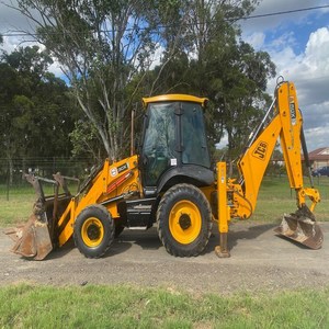 Mejor Precio en Retroexcavadora JCB 3CX con Motor, Caja de Cambios y Bomba - Product Image 1
