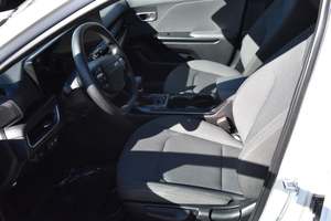 KIA K4 LXS FWD 2025 d'occasion, conduite à gauche/droite - Product Image 2