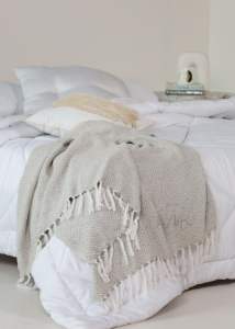 Manta de algodón con textura de mechones de peso ligero natural Manta de cama bordada a mano - Product Image 2