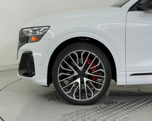 AUDI SQ8 Prestige SUV 2021 Usado, Motor V8 Twin-Turbo de 500 hp, Bajo Kilometraje, Componentes de Plástico Personalizables OEM/ODM - Product Image 5