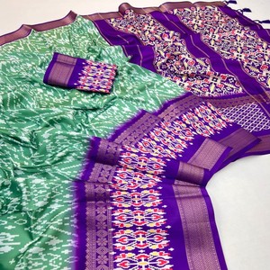 ส่าหรีผ้าไหมลายดอกจิสวยสง่าพร้อมพิมพ์ดิจิตอลน่าทึ่งเครื่องแต่งกายอินเดียแบบดั้งเดิมที่มีความทันสมัยสำหรับผู้ซื้อทั่วโลก - Product Image 5