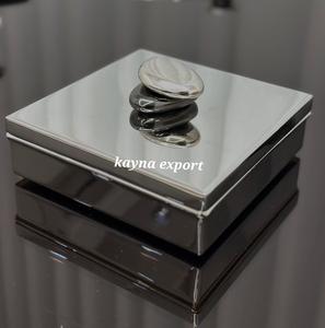 Tazón de Servir de Aluminio Pulido Artesanal, Diseño de Reno Navideño, para Frutos Secos y Dátiles, Decoración Navideña - Product Image 5