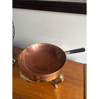 Plat de chauffe-plat de buffet en cuivre de fête de mariage classique avec couvercle