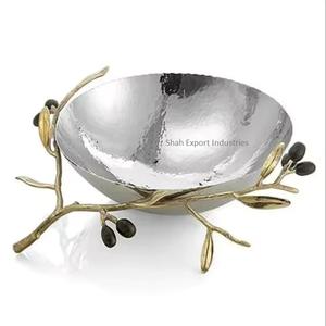 Cuenco redondo plateado de aluminio de último diseño con base dorada para mesa de comedor, cuencos para servir frutas y chocolate - Product Image 4