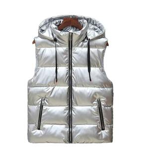 Chaleco sin mangas cálido de invierno para hombre, chaleco acolchado con capucha brillante personalizado, transpirable, a prueba de viento, de cuero PU, estilo informal, OEM - Product Image 4