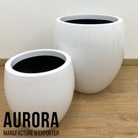 Pots et jardinières de jardin en fibre de verre et prix raisonnable pour la décoration de la maison ou du hall d'hôtel fabriqués au Vietnam