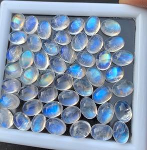 Lote de Piedras Preciosas Sueltas de Piedra Lunar, Forma Ovalada, Color Blanco Arcoíris Natural AA, Calidad Mehrajudin Gems, 2-4.5 Quilates, Certificadas por Terceros - Product Image 4